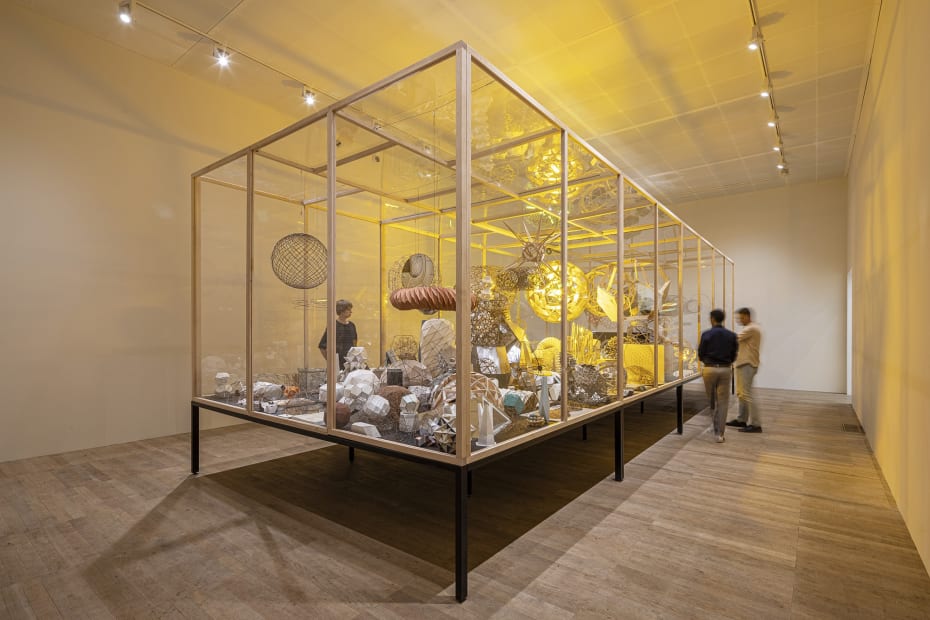 Model room , 2003